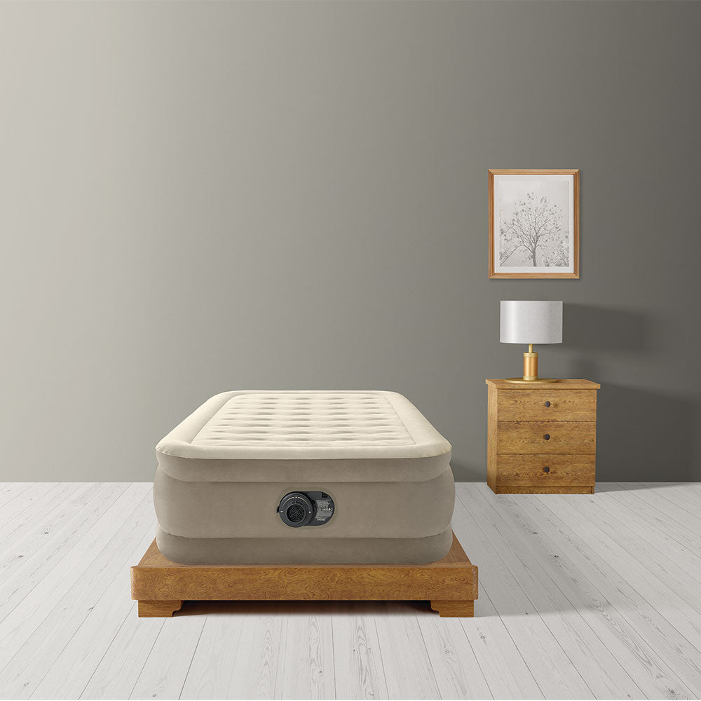 INTEX Luftbett Deluxe Ultra Plush Twin mit FastFill Pumpe