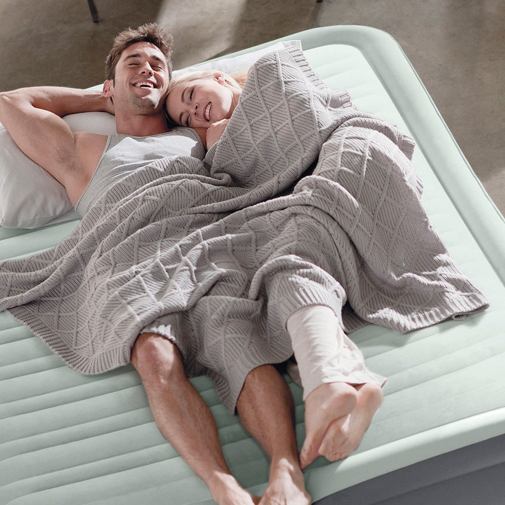 Luftbett Deluxe PremAire I, 152x203x46cm, mit doppellagiger Fiber-Tech Innenkonstruktion und FastFill Pumpe