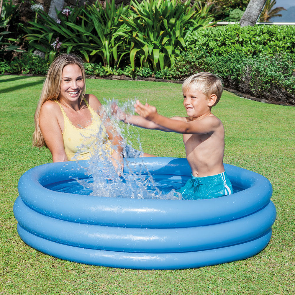 59416NP_Mutter mit Kind im Pool
