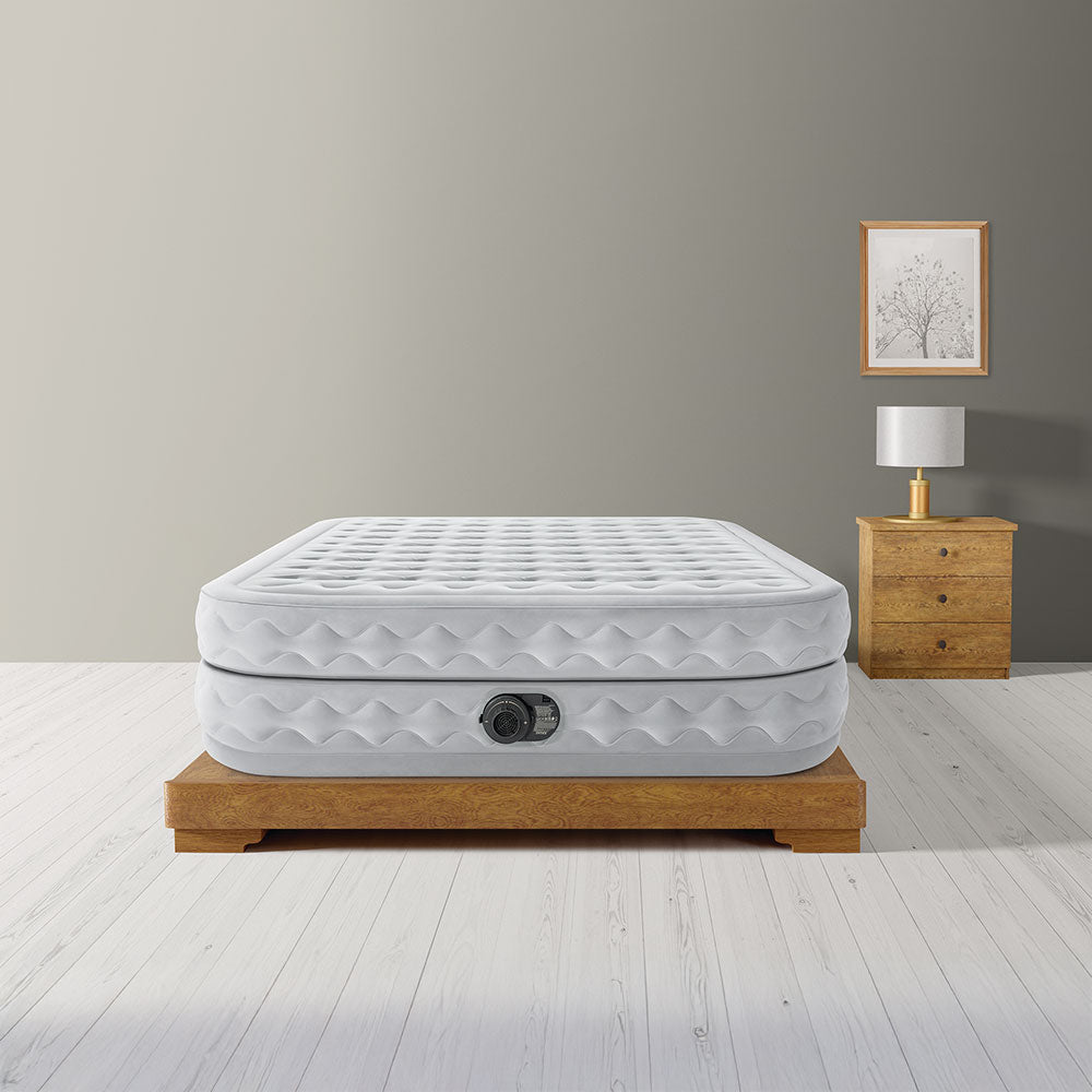 INTEX Luftbett Deluxe Supreme Air Flow Queen mit FastFill Pumpe